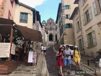 Le Puy-en-Velay : les touristes au rendez-vous malgré le contexte - L'Eveil de la Haute-Loire