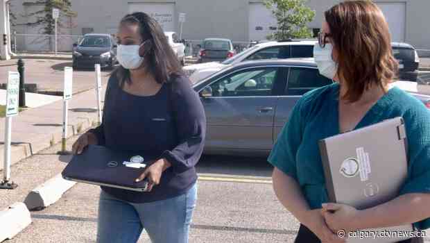 Old technology in new hands 'offering a lifeline' to many Calgarians