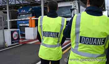 Opgepakte chauffeur (32) uit Urk is zoon wethouder, Britse politie vindt 16 miljoen aan harddrugs in trailer