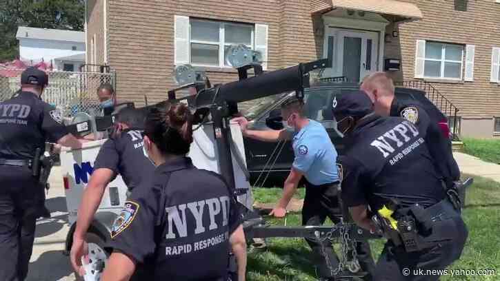 NYPD Delivers Generator to Dialysis Patient Amid Power Outage