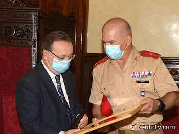 El presidente de la Ciudad recibe al coronel del Grupo de Militares de la misión en Irak - ceutatv.com