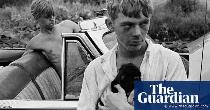 Danny Lyon’s best photograph: two boys and a puppy in Knoxville