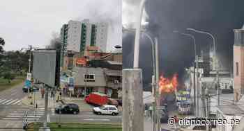 Aplacan incendio de auto en avenida Los Precursores en San Miguel - Diario Correo