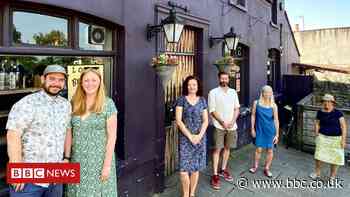 Bristol community seeks to raise funds to save pub