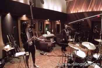 Watch Halestorm, Amy Lee Rip Through ‘Break In’