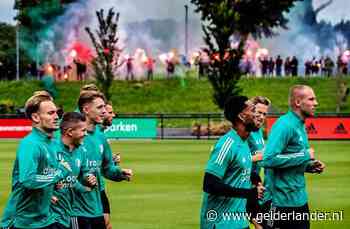 Rutte: burgemeesters mogen fans verbieden