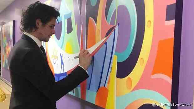 Sean Monahan donates 100 masks to the Foothills Hospital