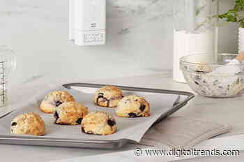 Amazon Echo Flex gains smart clock add-on for timekeeping