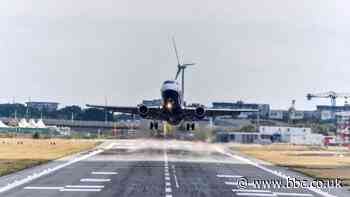 Cwarantin i deithwyr o Andorra, y Bahamas a Gwlad Belg