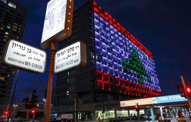Tel Aviv lights up city hall with Lebanon flag