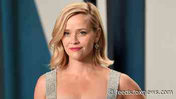 Reese Witherspoon shares sad 2020 meme, goes viral on social media