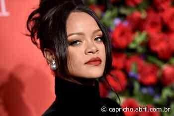 Rihanna “arrumou a casa” usando salto alto e gerou os melhores memes - Capricho