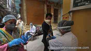 India hits 2 million coronavirus cases as deaths pass 41000 - Lethbridge News Now