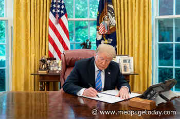 Trump Signs 'Buy American' Order for Essential Drugs, Medical Supplies