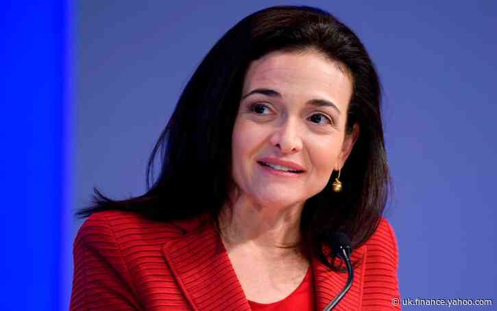 Sheryl Sandberg criticises Apple as Facebook launches iPhone gaming app without any games