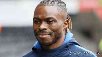 Black coaches in football: Ex-DR Congo captain starts own coaching scheme - BBC News