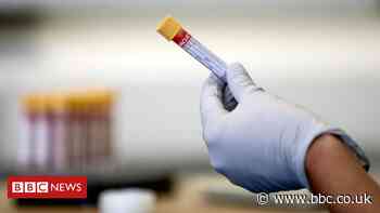 Coronavirus: New restrictions for Kildare, Offaly and Laois - BBC News