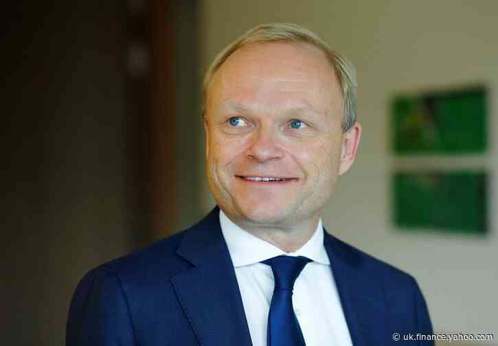 Nokia's new CEO adopts wait and see strategy in 'dream job'