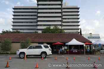 Houston to allow restaurants to convert parking spots into dining space - Houston Chronicle