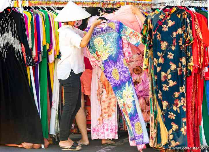 As Asian Garden Mall closes indefinitely, Little Saigon adapts to outdoor shopping