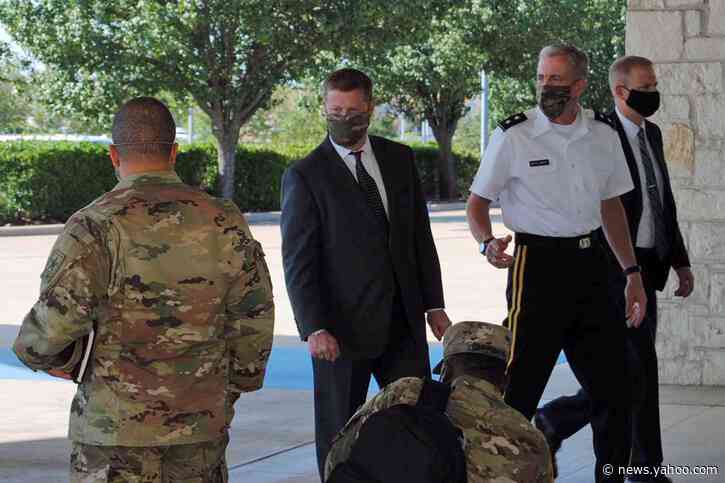 Fort Hood commander's transfer on hold amid investigations