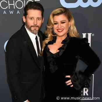 Kelly Clarkson wants to keep divorce battle private