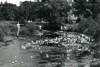 Wanderers legend Nat Lofthouse winner of charity duck race