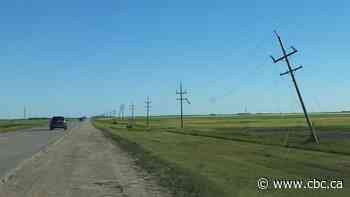 2 killed, 1 injured by tornado near Virden, Man., Friday night: RCMP