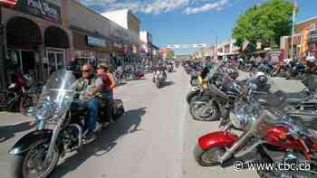 Bikers descend on Sturgis, S.D., for massive rally — with scant COVID-19 precautions