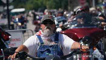 Bikers descend on South Dakota for massive rally — with scant COVID-19 precautions