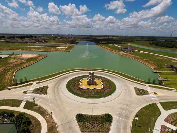 Princeton Classic Homes delivers duet of Katy lifestyles