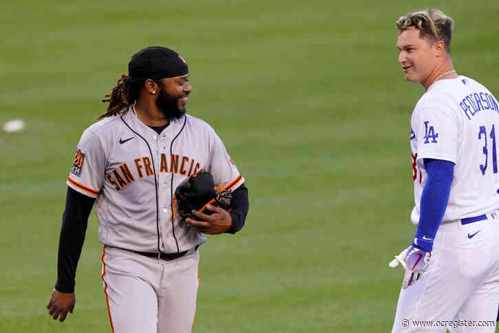 Dodgers fall to Giants, most hits don’t fall against Johnny Cueto