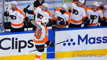 Flyers clinch top seed in East with 4-1 win over Lightning