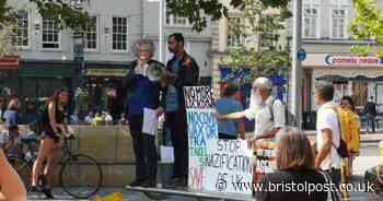 Piers Corbyn holds anti-lockdown protest in Bristol city centre
