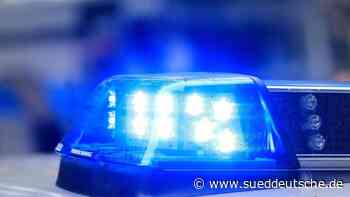 Mit mehr als drei Promille gegen Mauer gefahren - Süddeutsche Zeitung