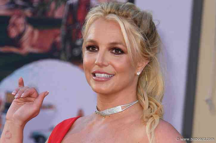 Britney Spears Makes Eye-Opening Discovery After Watching Tim Burton’s ‘Big Eyes’