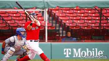 Moreland 2 HRs, walk-off shot sends Red Sox over Blue Jays