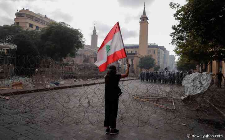 Beirut blast: Two Lebanese ministers resign as protesters clash with security forces