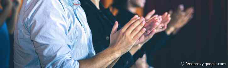 Het ‘geheim’ van applaus in toespraken [7 effectieve technieken]