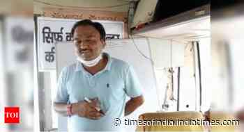 Haryana: Coaching owner protests by holding classes in bus at Yamunanagar - Times of India