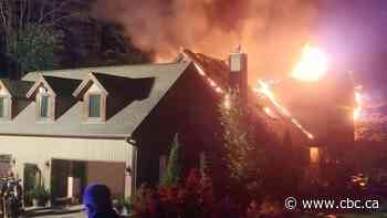 Fire engulfs cooking show star Rachael Ray's home