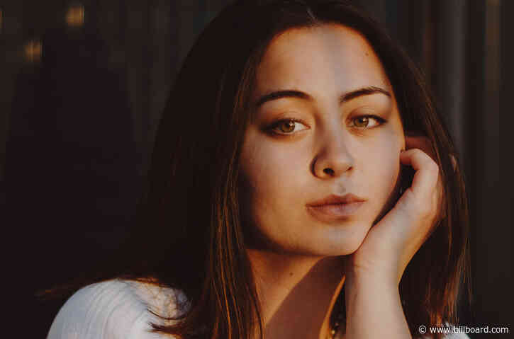 Jasmine Thompson, Niki DeMartino & Mali Music Set for Billboard Live At-Home Concerts: See the Latest Schedule