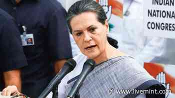 Trouble in Congress’ Punjab unit marks Sonia’s one year as interim chief - Livemint