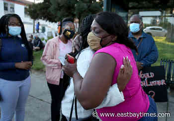 Oakland: Dozens turn out Monday night to remember shooting victim - East Bay Times