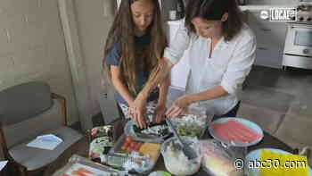 Make your own sushi with this home Temaki kit