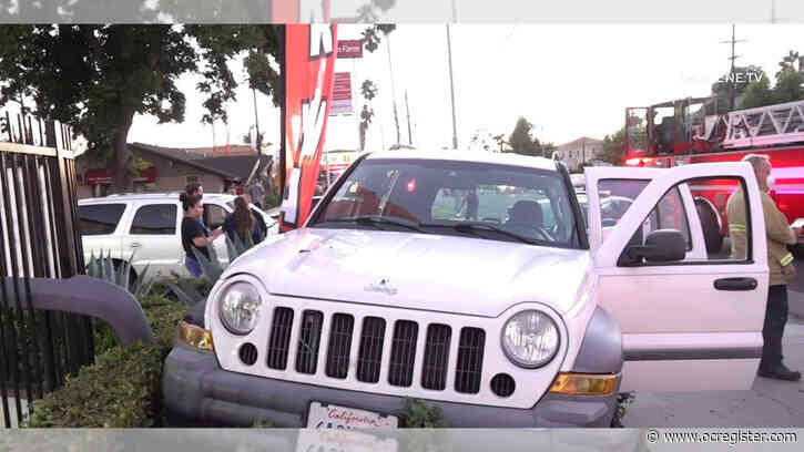 Woman 8 months pregnant dies in Anaheim crash; baby survives
