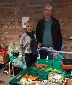 ‘Selfless’ Simon up for award