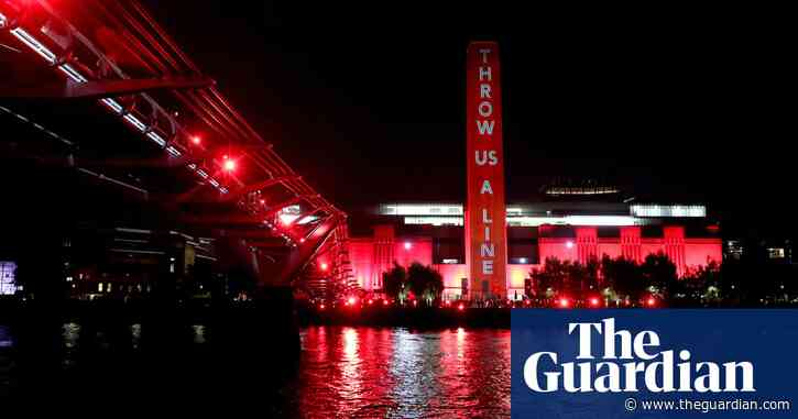 Tate galleries to make half of commercial workforce redundant