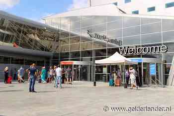 Marechaussees op Eindhoven Airport besmet met coronavirus, 25 in thuisquarantaine
