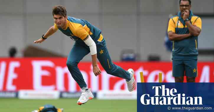 Pakistan's pace attack is ready to go again in second Test, says Waqar Younis